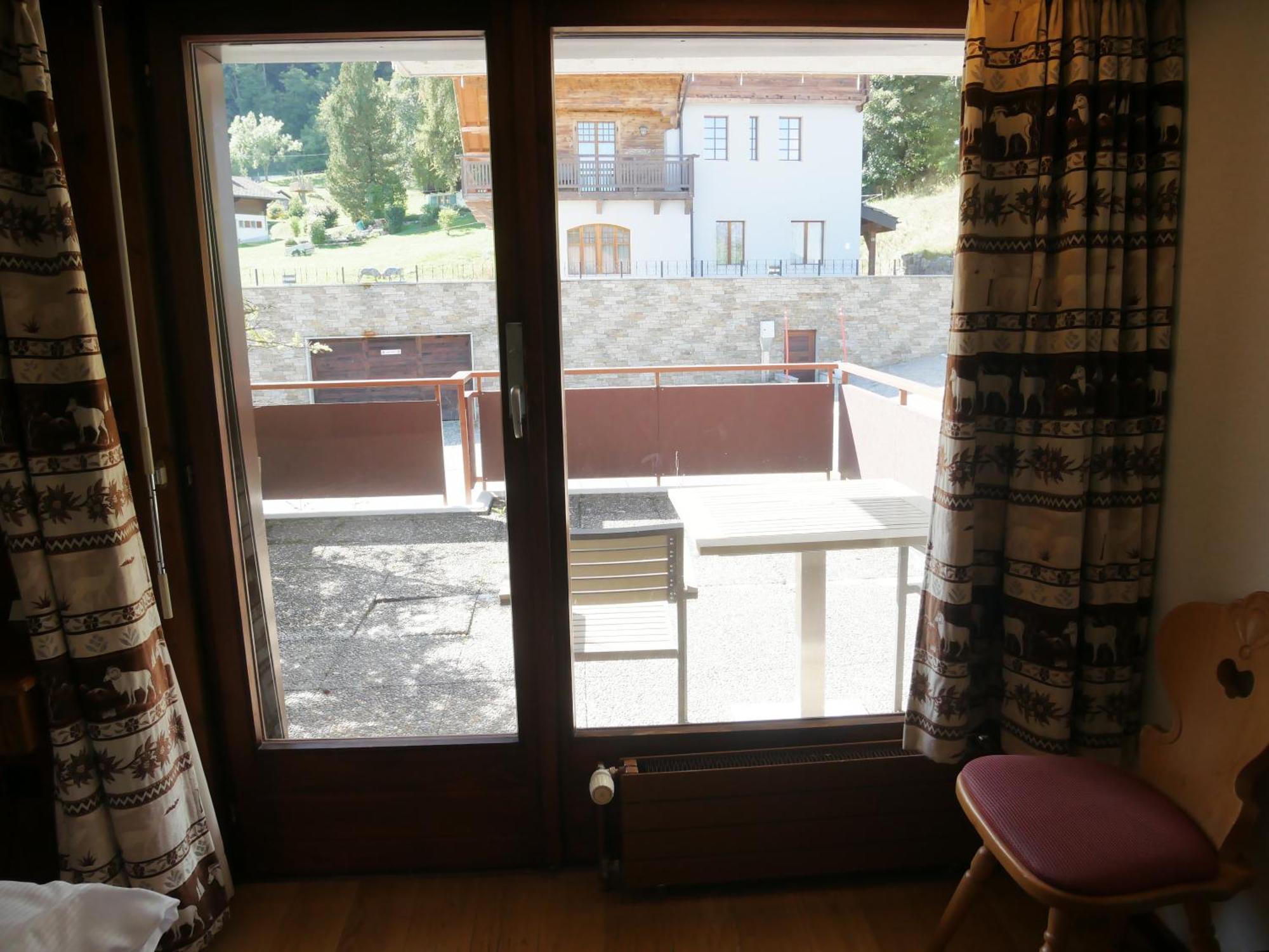 Between Boutique Hotel Chamoson Dış mekan fotoğraf